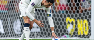 Sadio Mane reacts to Ronaldo’s tears after missed penalty at Euro